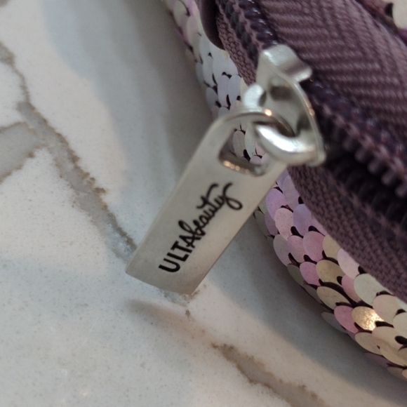 Ulta Beauty Makeup Case - Picture 4 of 8